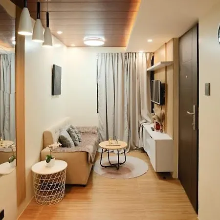 Cozy Crib2 Apartment